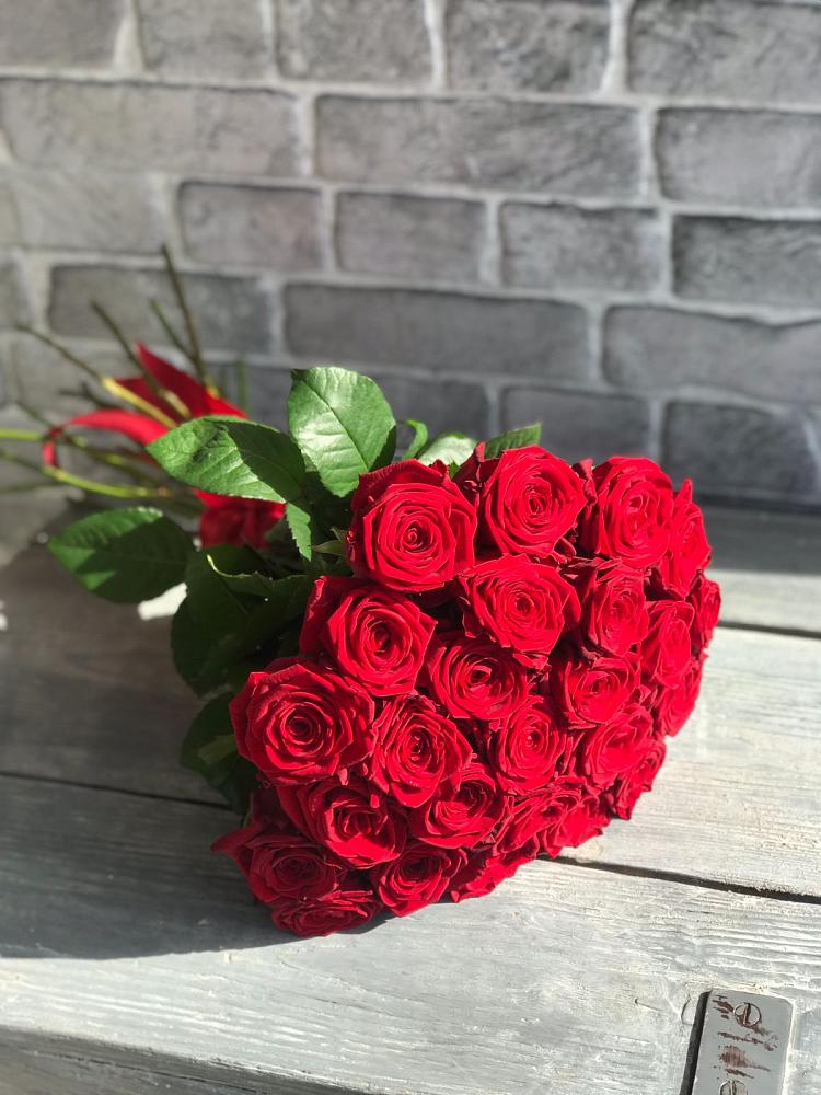 Букет Красные розы Фридом в Кадошкино