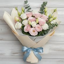 Букет цветов из:  Лизиантусы в Кадошкино