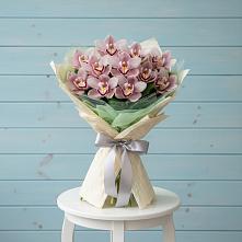 Букет цветов из:  Орхидеи и Розы в Кадошкино
