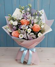 Букет цветов из:  Лизиантусы, Розы, Альстромерии и Гипсофила #REPLACE_PRED# Кадошкино