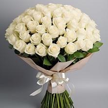 Букет 101 беля роза Белоснежка в Кадошкино