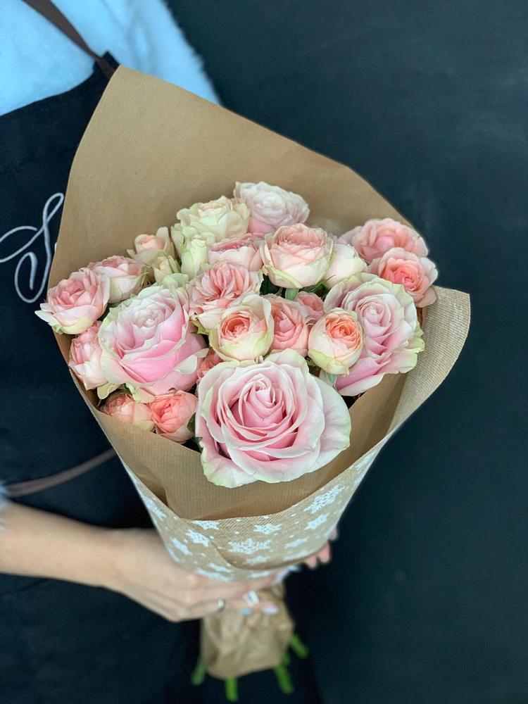 Букет цветов из: Хризантемы и Розы в Кадошкино