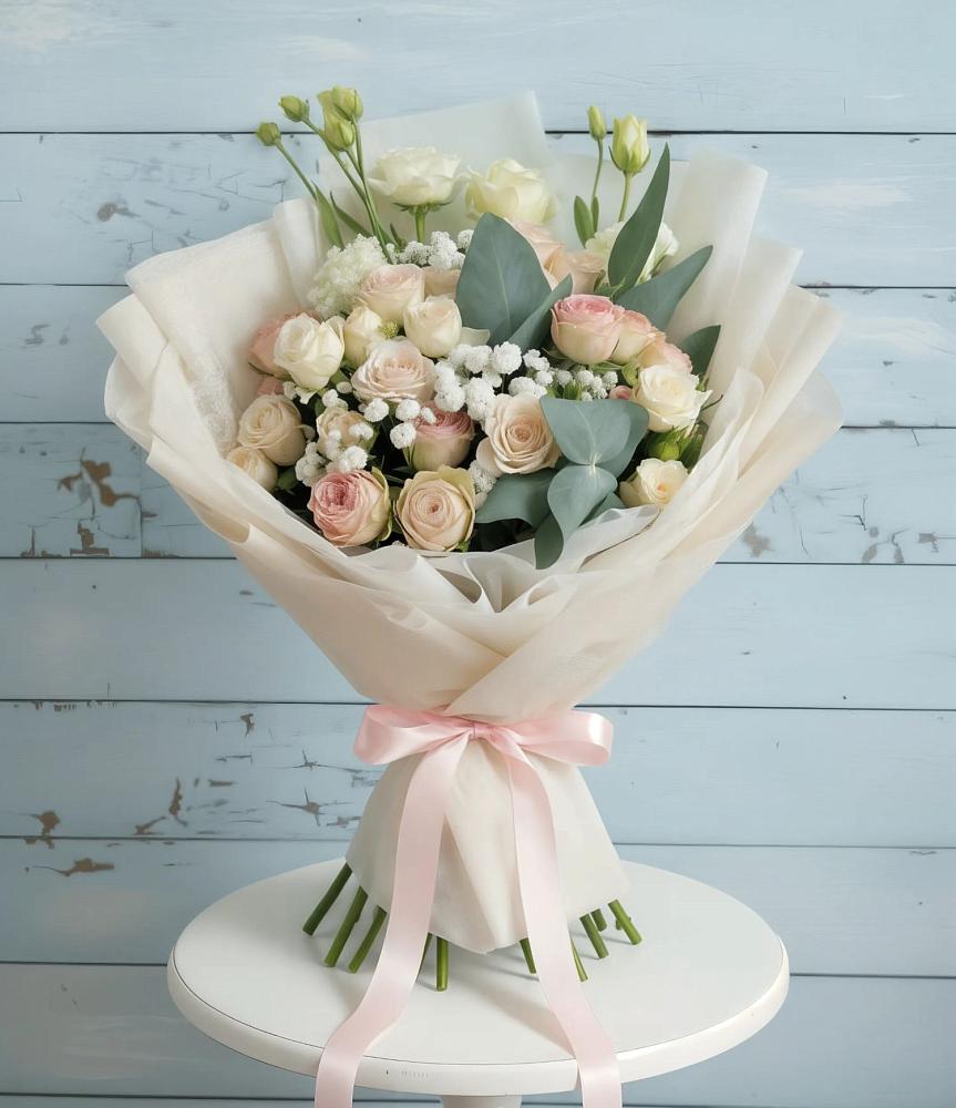 Букет цветов из: Розы и Лизиантусы в Кадошкино