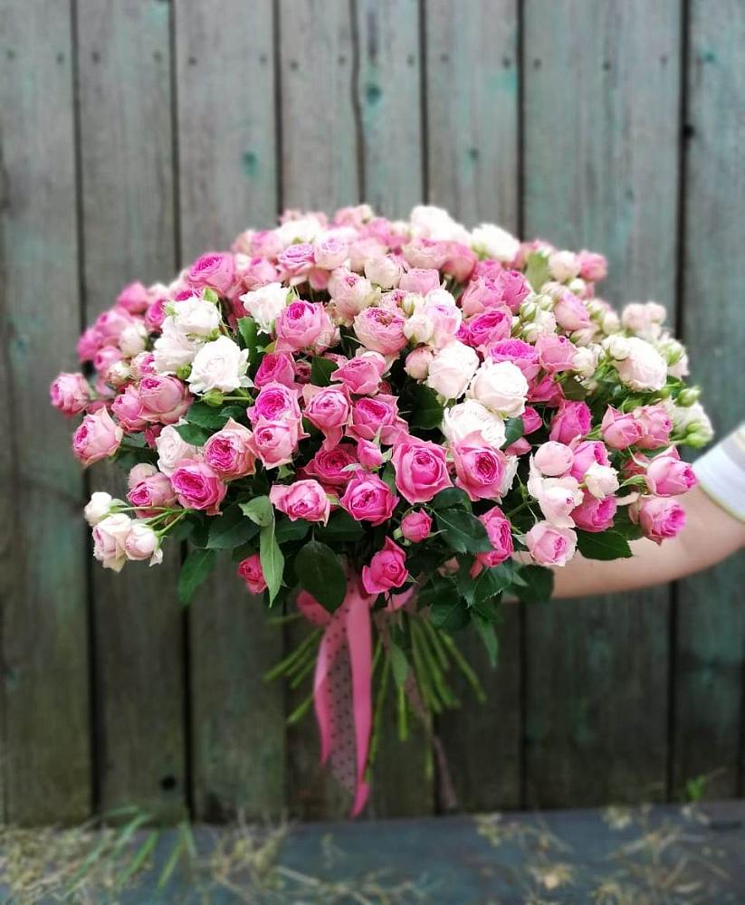 Букет Розовые кустовые розы Натали и Лав Лидия в Кадошкино