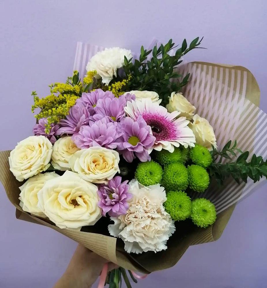 Букет цветов из: Хризантемы, Розы, Гвоздики и Герберы в Кадошкино