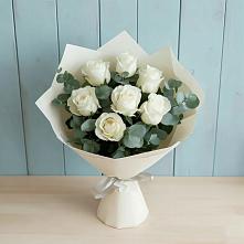 Букет Белые розы в Эвкалипте в Кадошкино