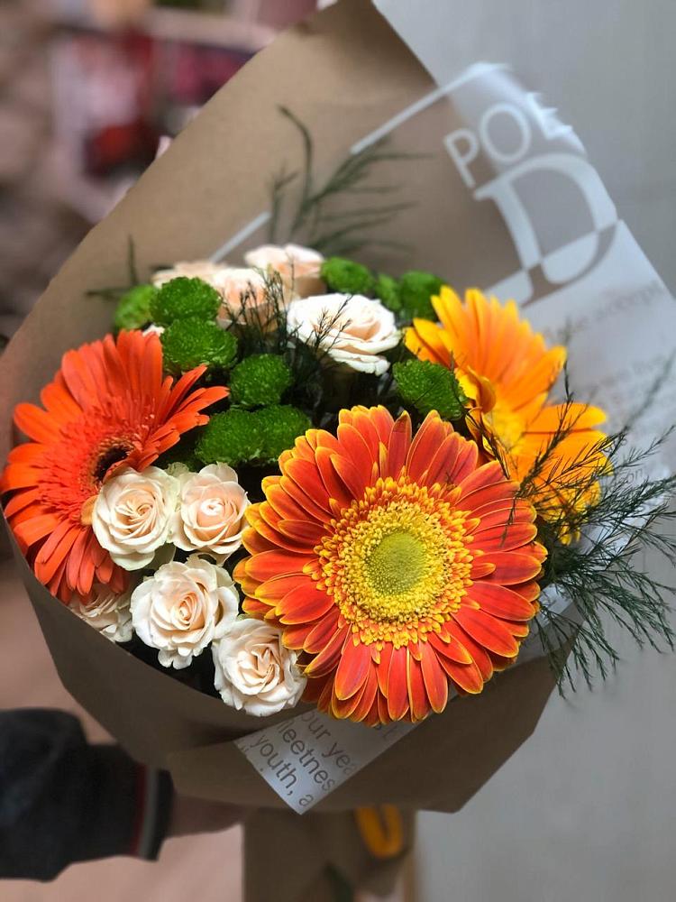 Букет цветов из: Герберы, Хризантемы и Розы в Кадошкино