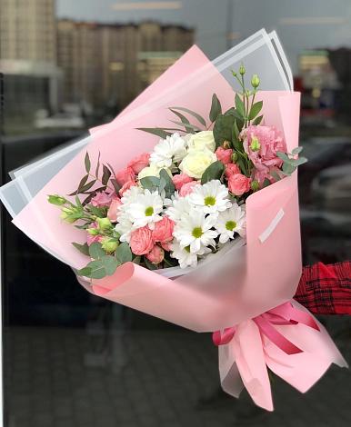 Букет цветов из: Розы, Лизиантусы и Хризантемы в Кадошкино